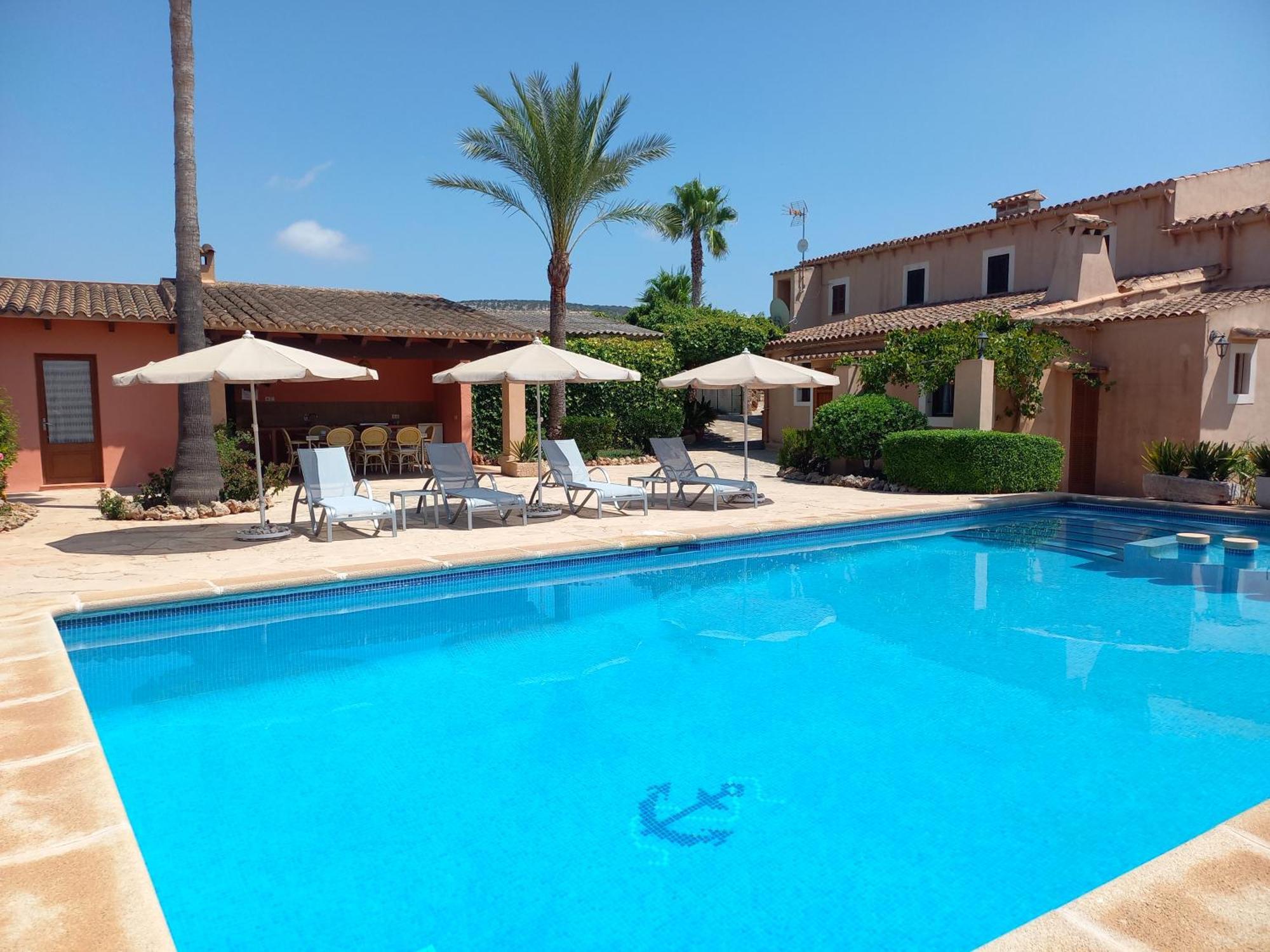 Finca típica mallorquina CAN PUÇA Santanyí Exterior foto
